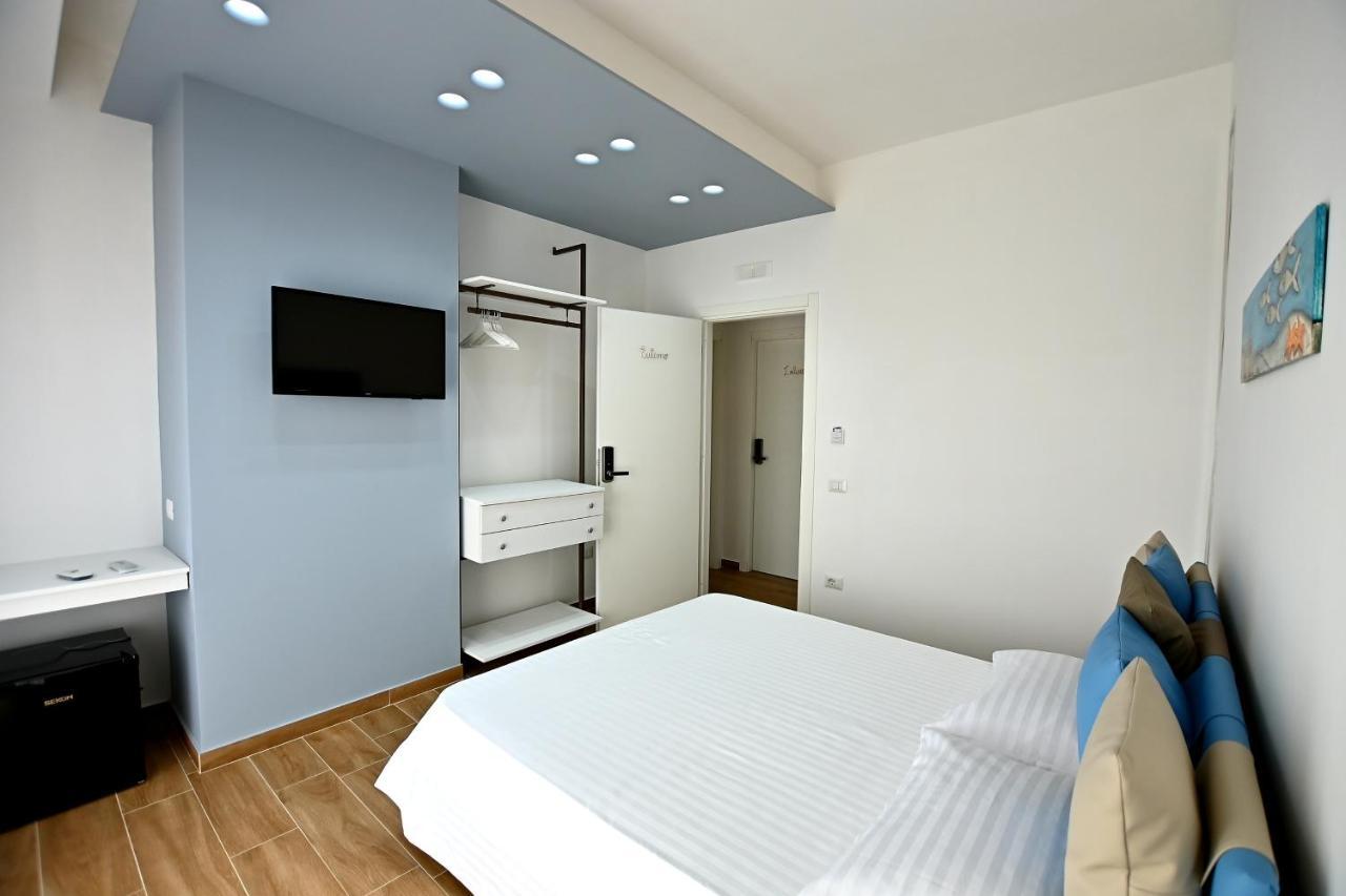 Kore Suites&Apartments Locri Luaran gambar